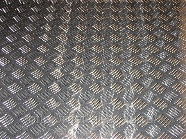 Алюмінієвий металопрокат Лист алюмінієвий рифлений «Квінтет» 1050 розмір 1250х2500 товщина 4,0 мм ціна від 115 грн/кг